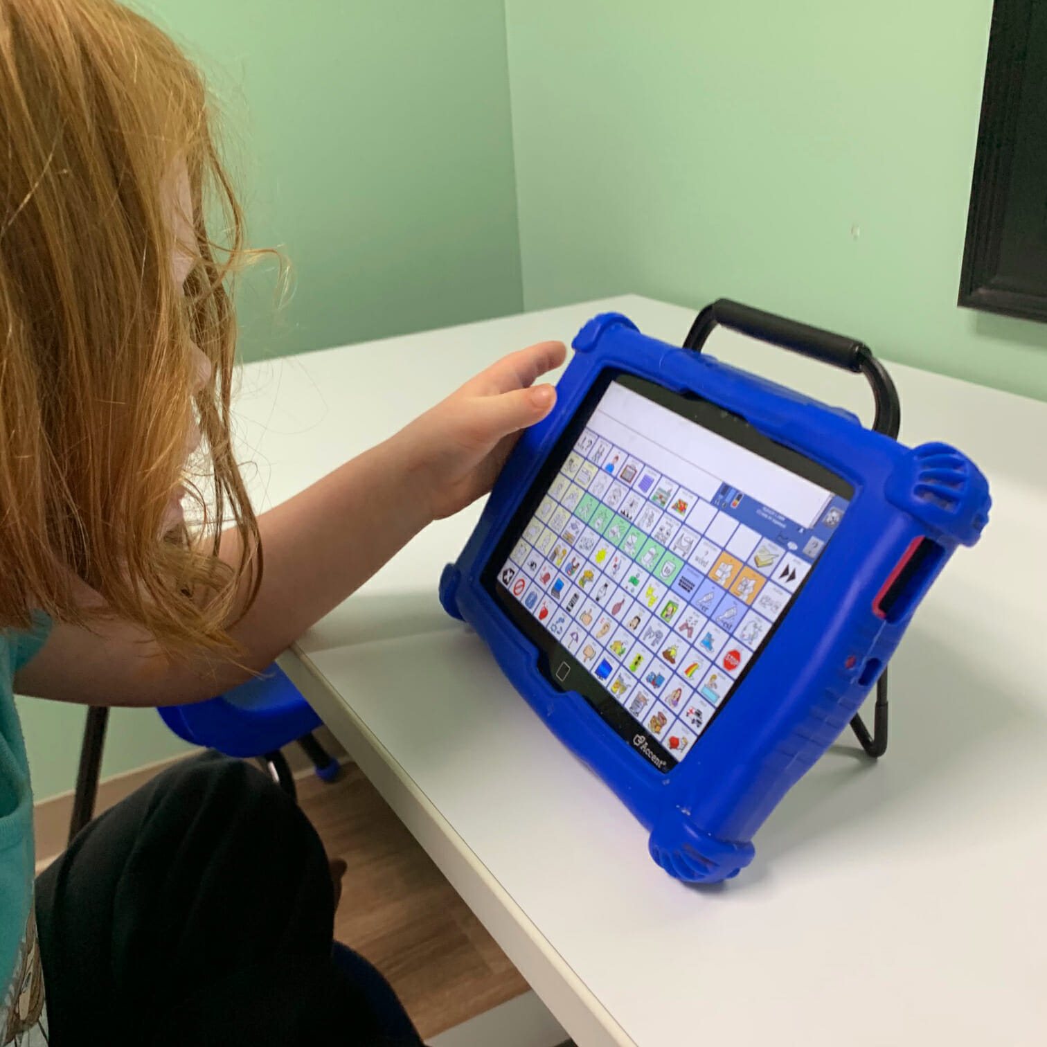 Augmentative-alternative communication for children (AAC)